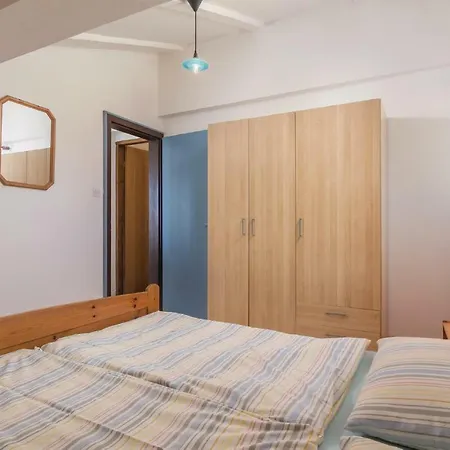 Two-bedroom In 아파트 로비니