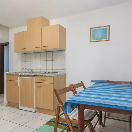 Two-bedroom In شقة *